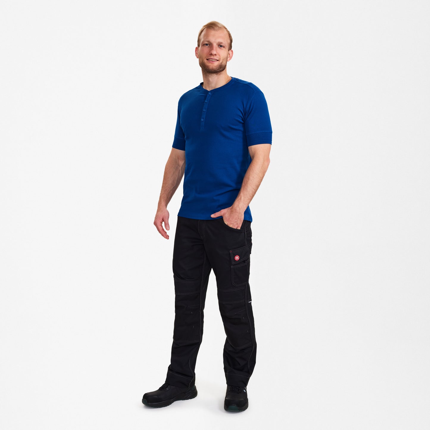 Extend Grandad T-Shirt (9256-565)