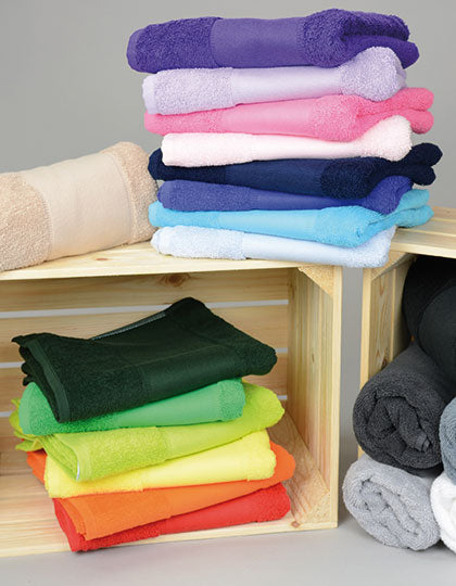 PRINT-Me® Bath Towel (AR071)