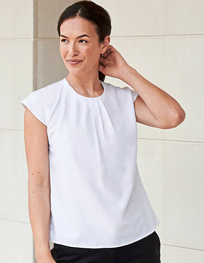 Ladies´ Pleat Front Short Sleeve Blouse (W597)